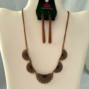 NWOT Paparazzi Copper Sunflower Necklace Set